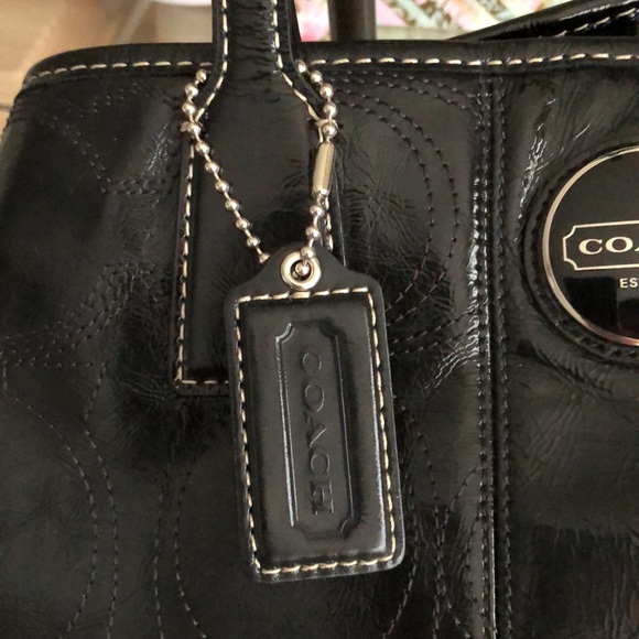 Coach SIS Stitch Patent Framed Shopper - Picture 5 of 7